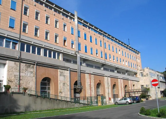 Eur Otel 3*